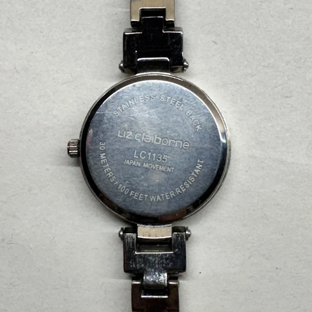 Liz‎ Claiborne LC1135 Silver tone Watch Crystal Dial Japan Movement